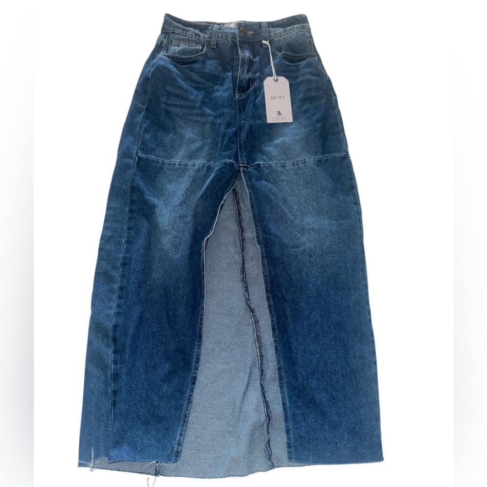 Chic Blue Denim Flare Jeans